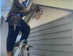 Siding Removal and Disposal in Fairview Shores, FL